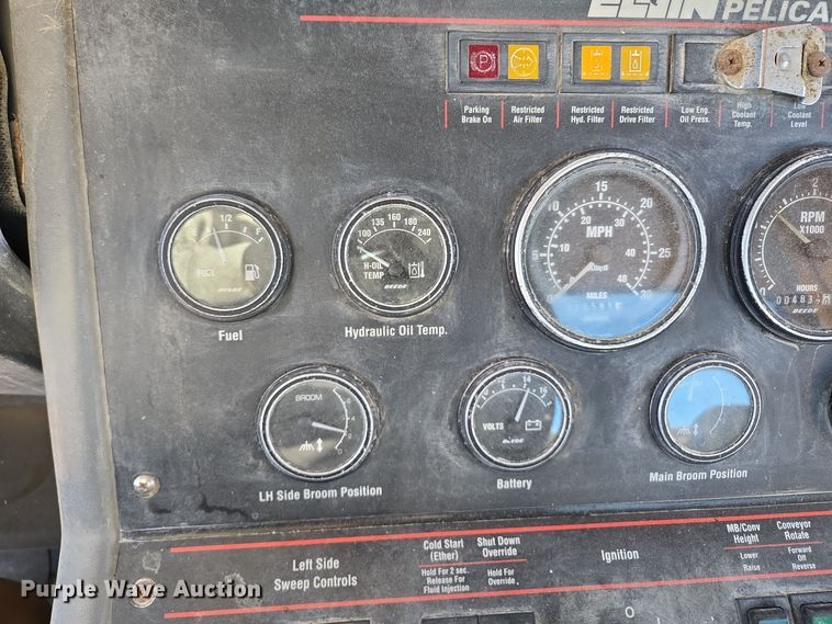 image for item EQ3855 2004 Elgin Pelican  street sweeper