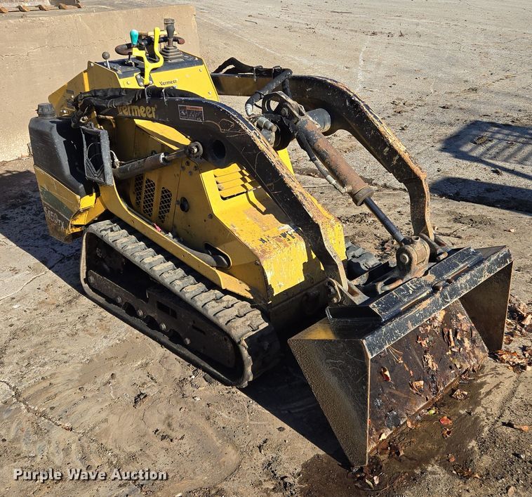 image for item EQ3856 2019 Vermeer  S450TX  compact utility loader