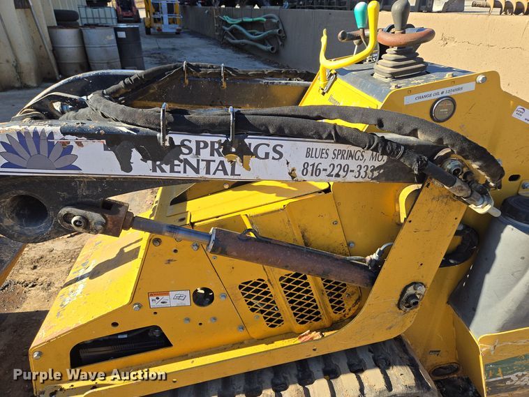 image for item EQ3856 2019 Vermeer  S450TX  compact utility loader