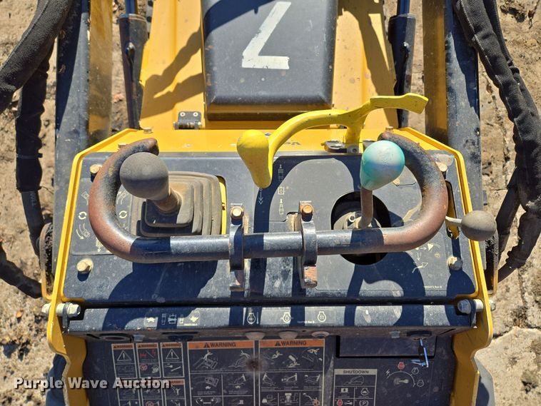 image for item EQ3856 2019 Vermeer  S450TX  compact utility loader