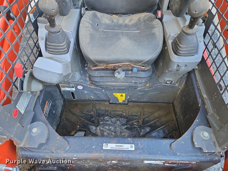 image for item EQ3857 Kubota  SVL 75-2 tracked skid steer loader