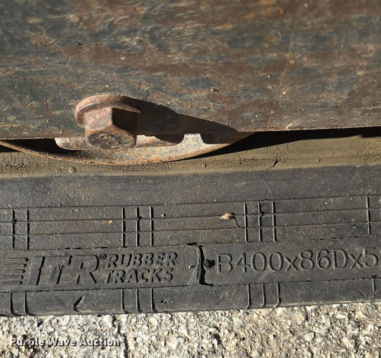 image for item EQ3857 Kubota  SVL 75-2 tracked skid steer loader