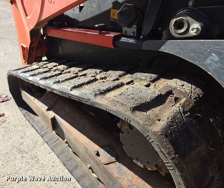 image for item EQ3857 Kubota  SVL 75-2 tracked skid steer loader