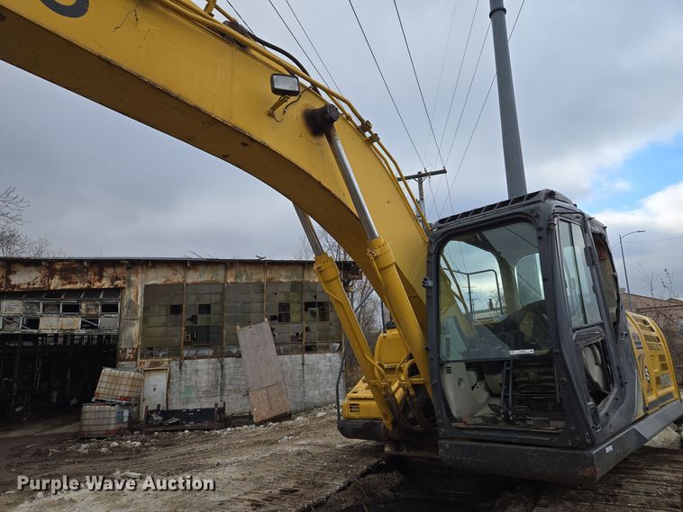 image for item EQ3880 2015 Kobelco  SK210LC-9 excavator