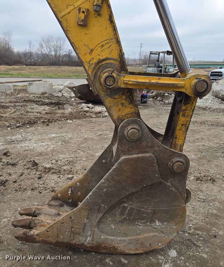 image for item EQ3880 2015 Kobelco  SK210LC-9 excavator