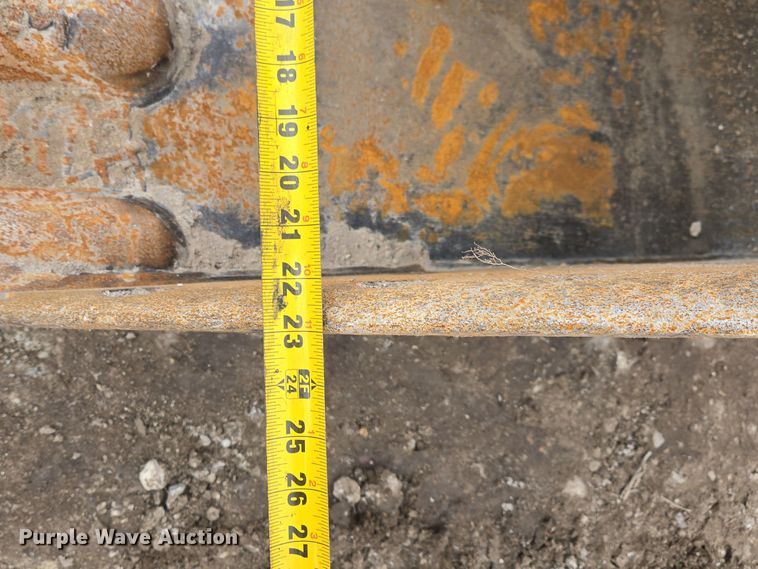 image for item EQ3880 2015 Kobelco  SK210LC-9 excavator