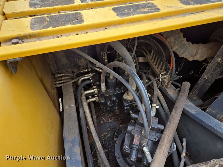 image for item EQ3880 2015 Kobelco  SK210LC-9 excavator