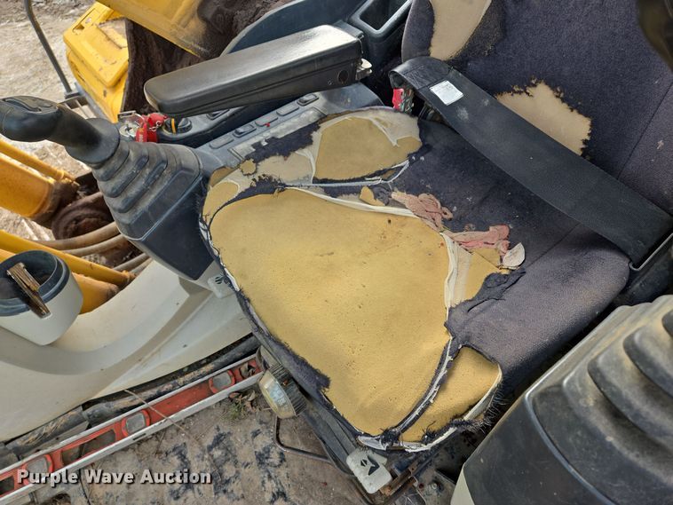 image for item EQ3880 2015 Kobelco  SK210LC-9 excavator