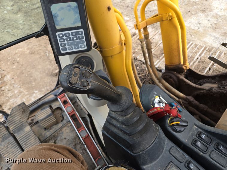 image for item EQ3880 2015 Kobelco  SK210LC-9 excavator