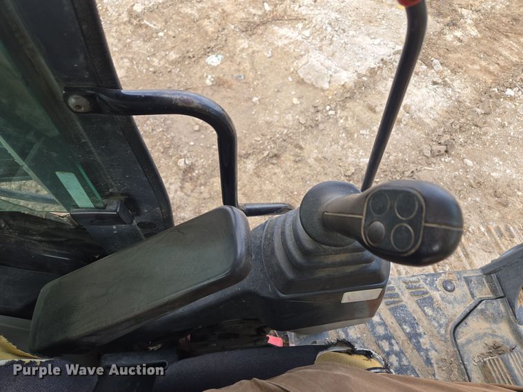 image for item EQ3880 2015 Kobelco  SK210LC-9 excavator