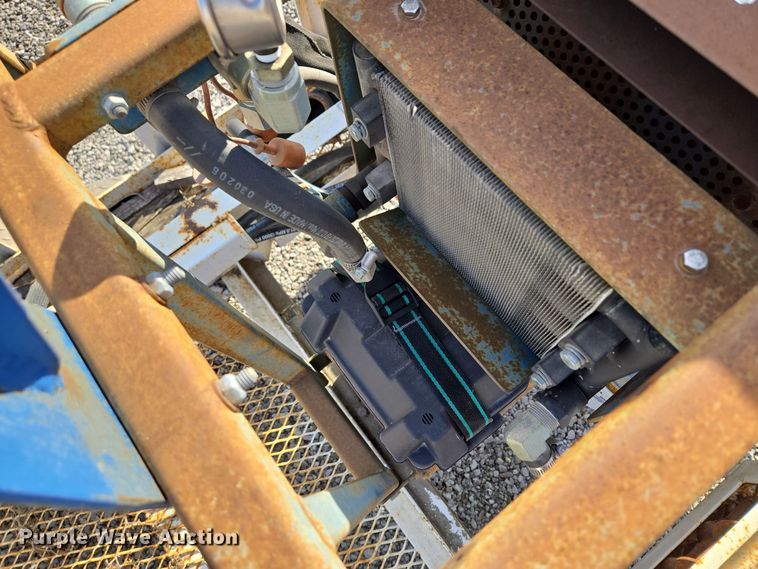 image for item EQ3882 2006 Mid-Western Machinery  HRT 110 vertical drill trailer