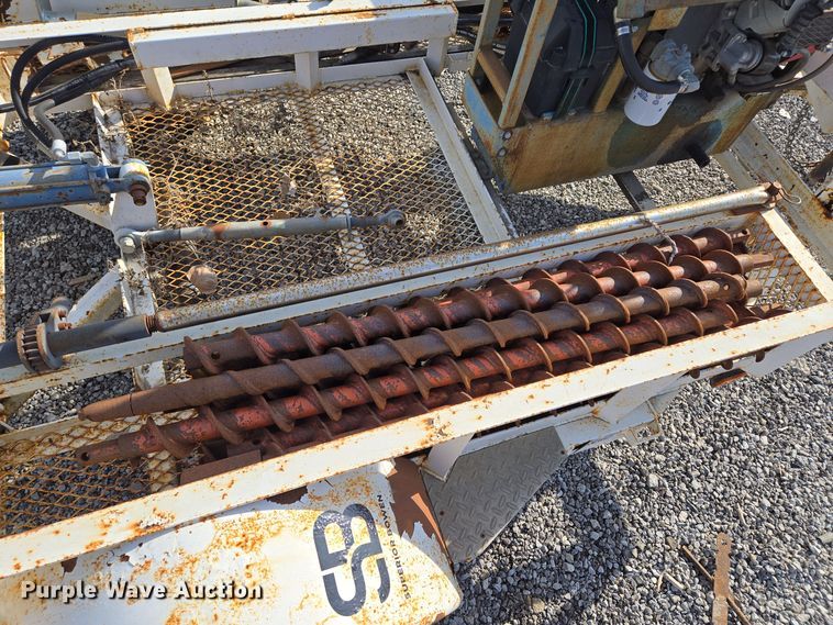 image for item EQ3882 2006 Mid-Western Machinery  HRT 110 vertical drill trailer