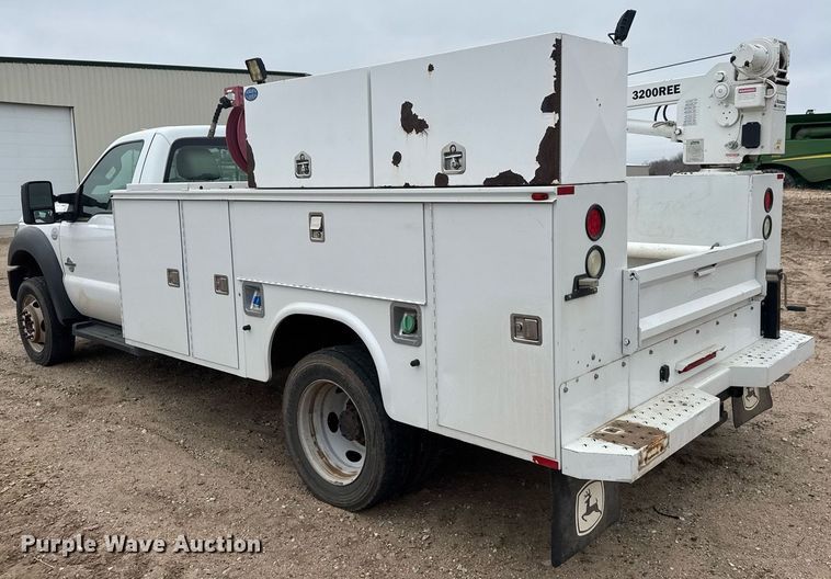 image for item LH9392 2014 Ford F550 Super Duty XL utility / service truck