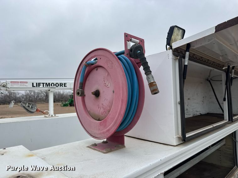 image for item LH9392 2014 Ford F550 Super Duty XL utility / service truck