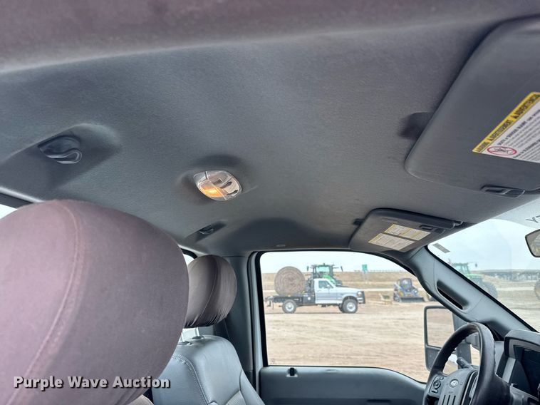 image for item LH9392 2014 Ford F550 Super Duty XL utility / service truck