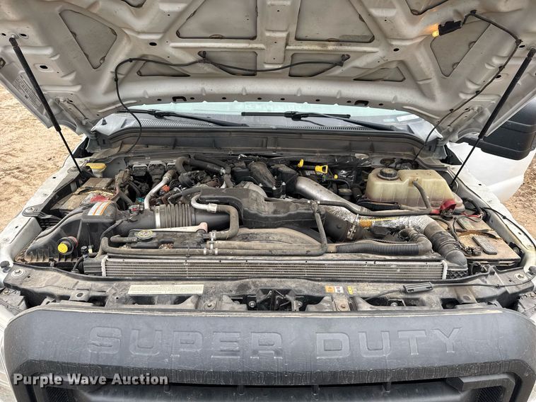 image for item LH9392 2014 Ford F550 Super Duty XL utility / service truck