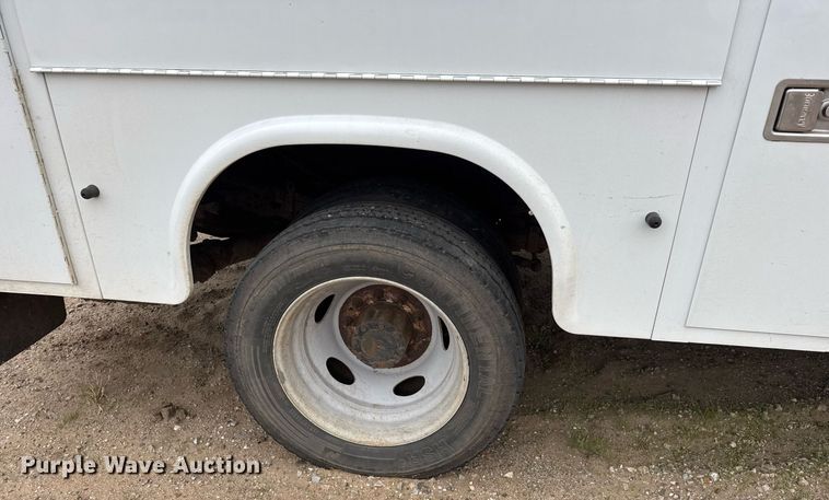 image for item LH9392 2014 Ford F550 Super Duty XL utility / service truck