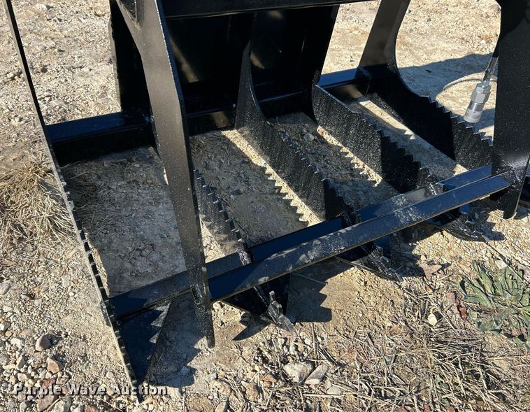 image for item NJ9620 Patriot Implements skid steer grapple bucket