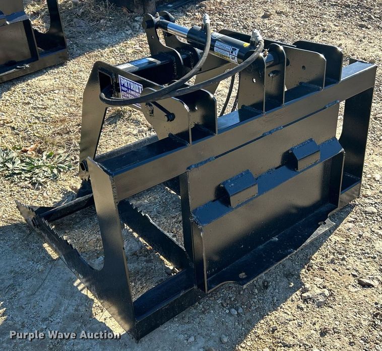 image for item NJ9621 Patriot Implements skid steer grapple bucket