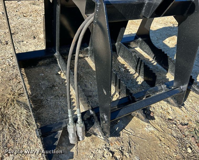 image for item NJ9621 Patriot Implements skid steer grapple bucket