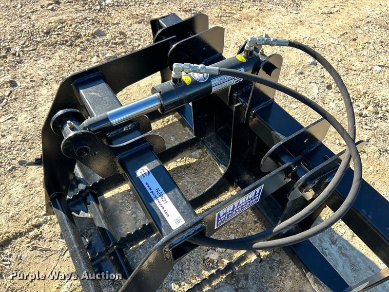 image for item NJ9621 Patriot Implements skid steer grapple bucket