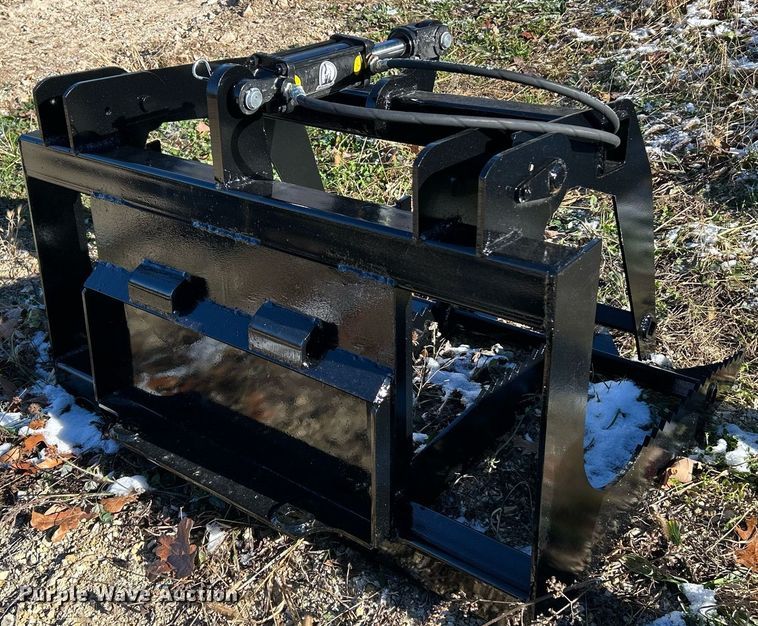 image for item NJ9624 Patriot Implements skid steer grapple bucket