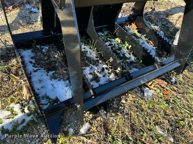 image for item NJ9624 Patriot Implements skid steer grapple bucket