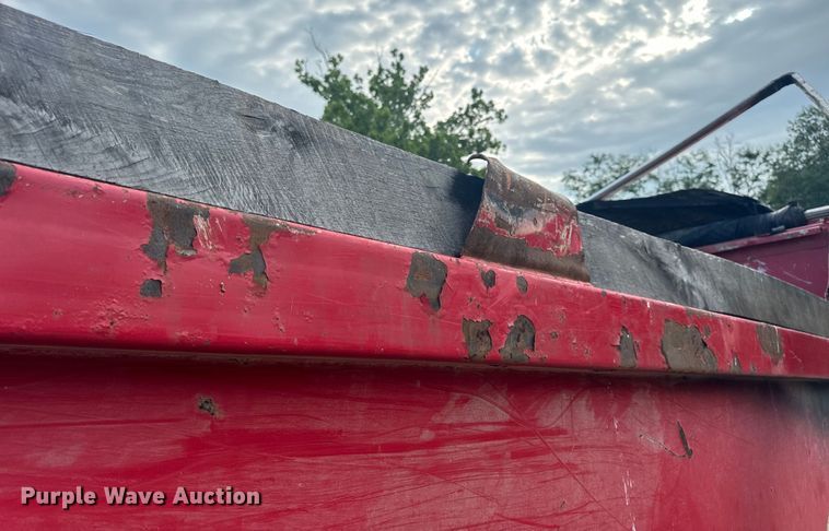 image for item OF9897 1997 International  2574 dump truck