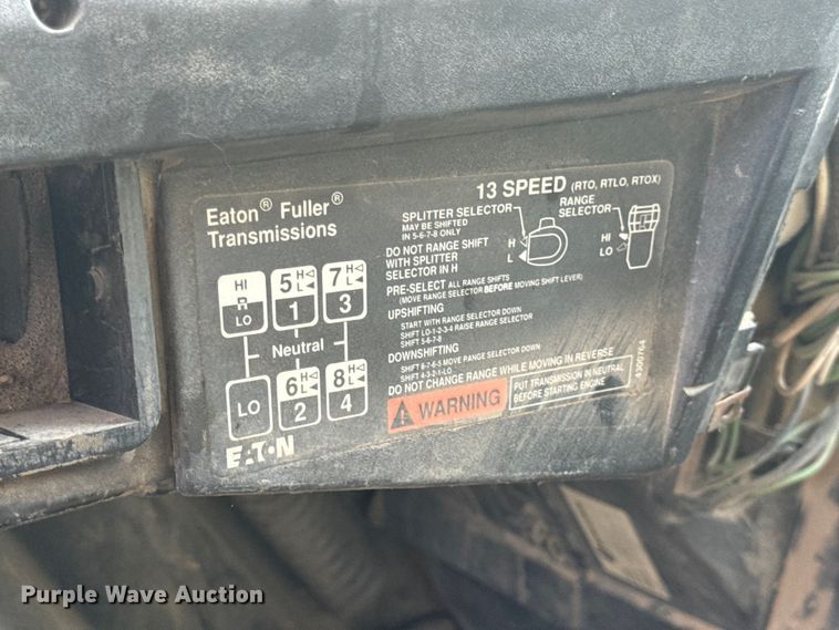 image for item OF9897 1997 International  2574 dump truck