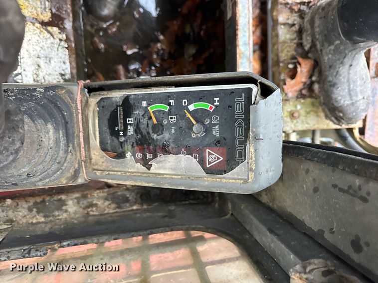 image for item OG9781 2004 Takeuchi TL140 tracked skid steer loader