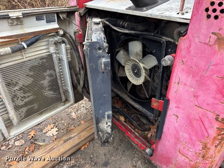 image for item OG9781 2004 Takeuchi TL140 tracked skid steer loader