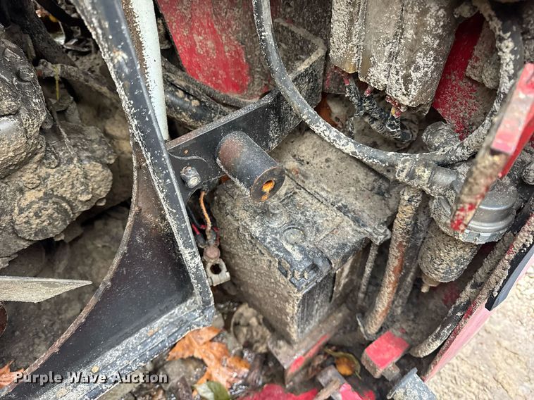 image for item OG9781 2004 Takeuchi TL140 tracked skid steer loader