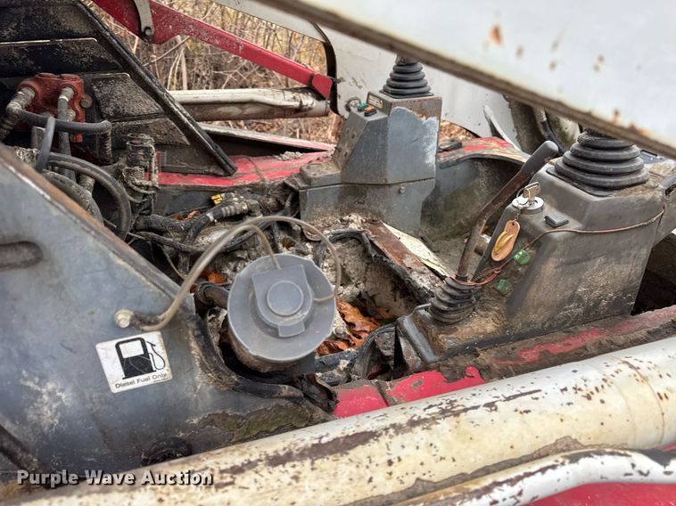 image for item OG9781 2004 Takeuchi TL140 tracked skid steer loader