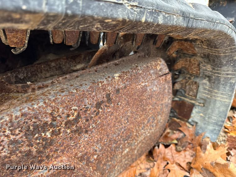 image for item OG9781 2004 Takeuchi TL140 tracked skid steer loader