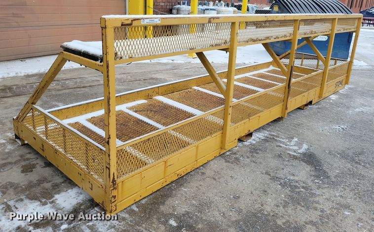 image for item OH9469 Stone telehandler work platform