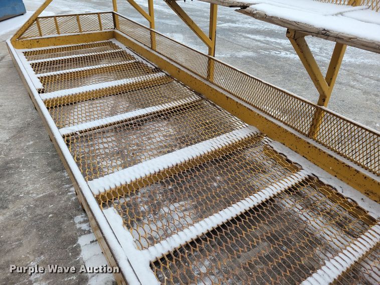 image for item OH9469 Stone telehandler work platform