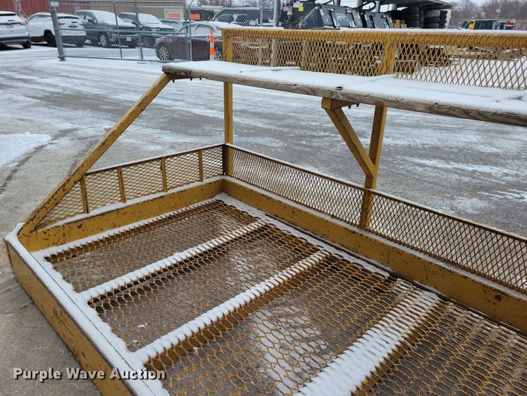 image for item OH9469 Stone telehandler work platform