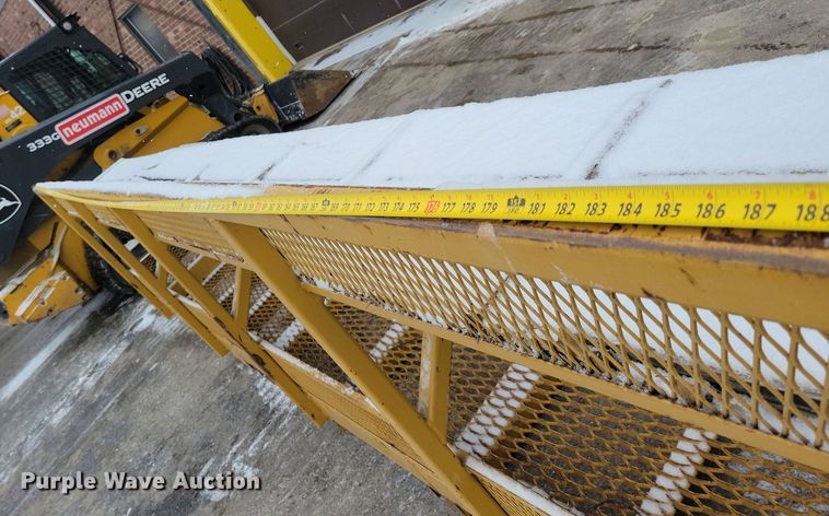 image for item OH9469 Stone telehandler work platform