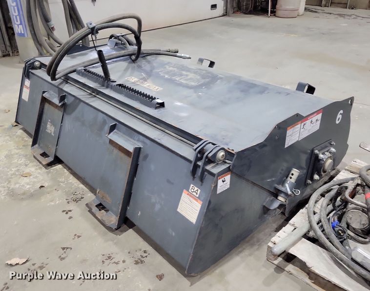 image for item OH9470 2019 Virnig skid steer broom