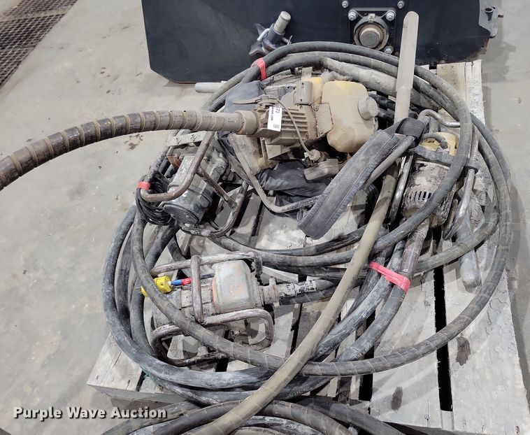 image for item OH9472 (5) Concrete vibrators