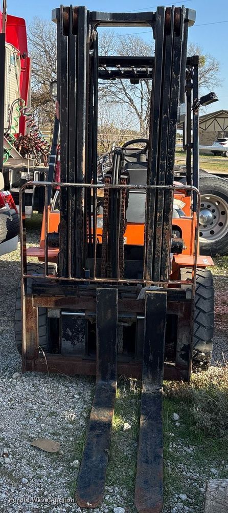 image for item OK9450 Caterpillar GP30K forklift