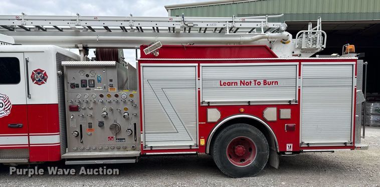image for item DM5504 2006 American LaFrance Eagle ladder fire truck