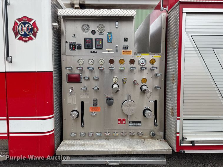 image for item DM5504 2006 American LaFrance Eagle ladder fire truck