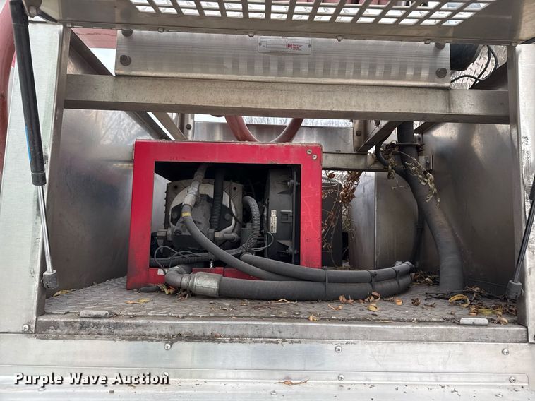 image for item DM5504 2006 American LaFrance Eagle ladder fire truck