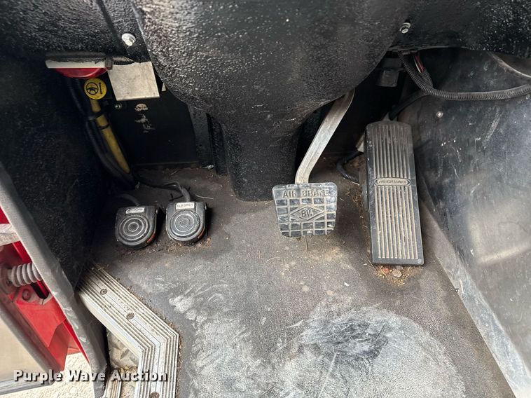 image for item DM5504 2006 American LaFrance Eagle ladder fire truck