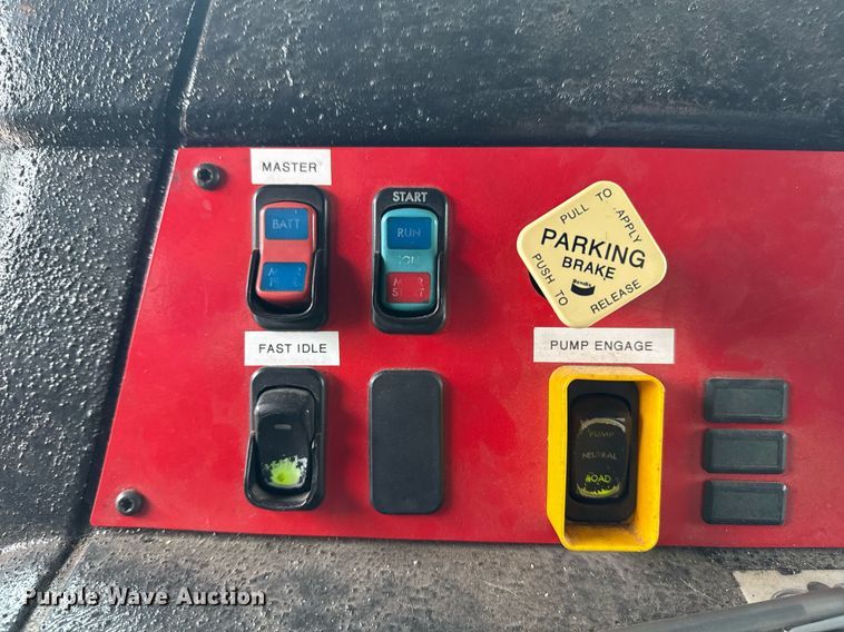 image for item DM5504 2006 American LaFrance Eagle ladder fire truck