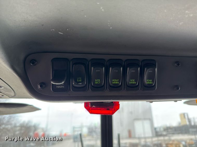 image for item DM5504 2006 American LaFrance Eagle ladder fire truck