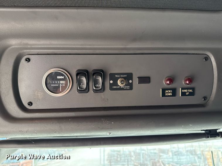 image for item DM5504 2006 American LaFrance Eagle ladder fire truck