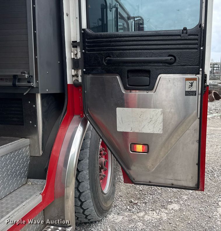 image for item DM5504 2006 American LaFrance Eagle ladder fire truck