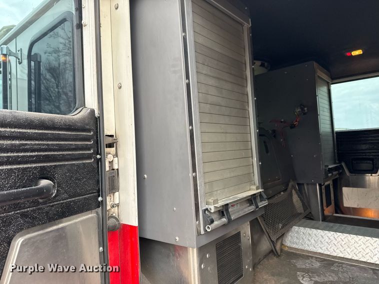 image for item DM5504 2006 American LaFrance Eagle ladder fire truck